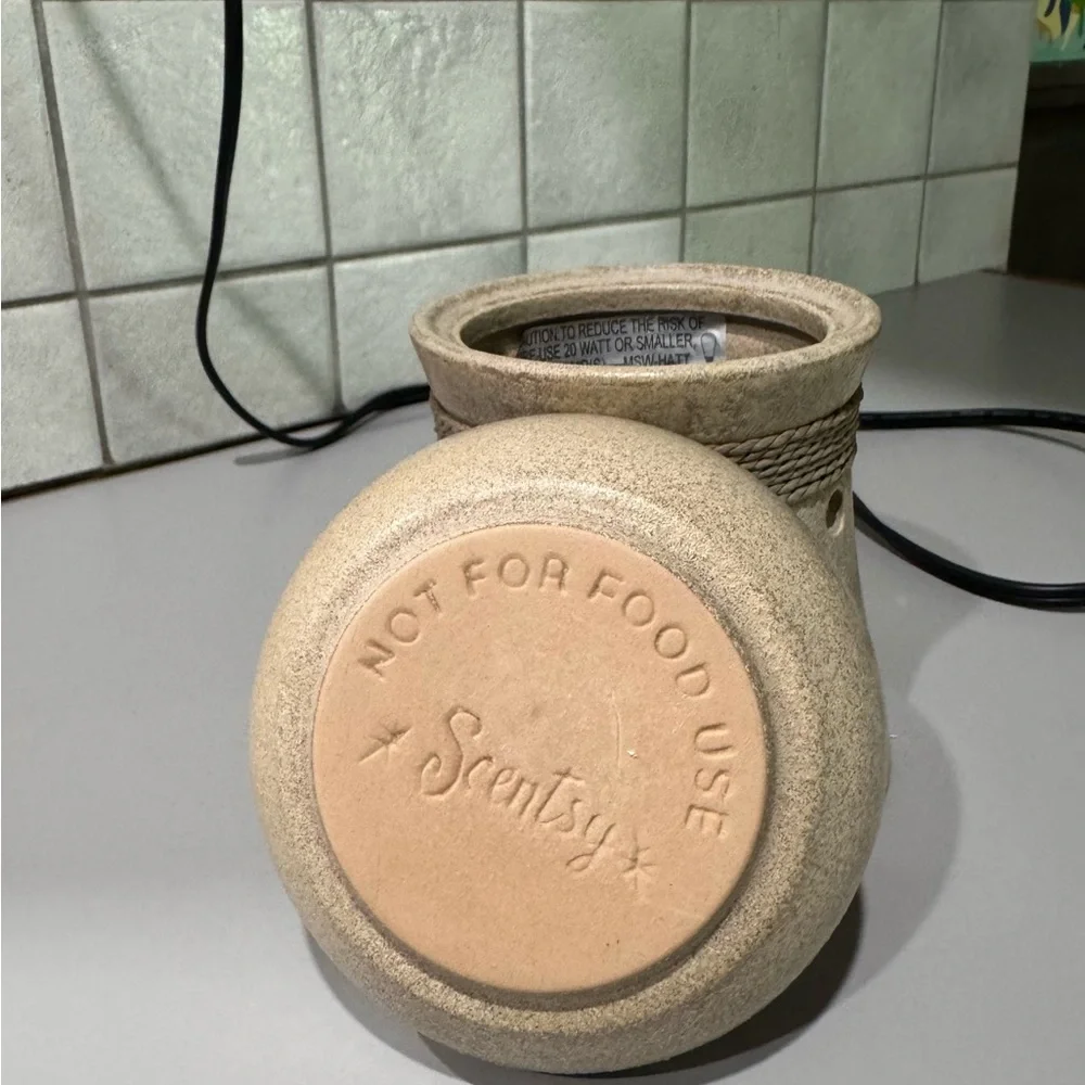 Scentsy Hatteras Rope Beach Wax Warmer